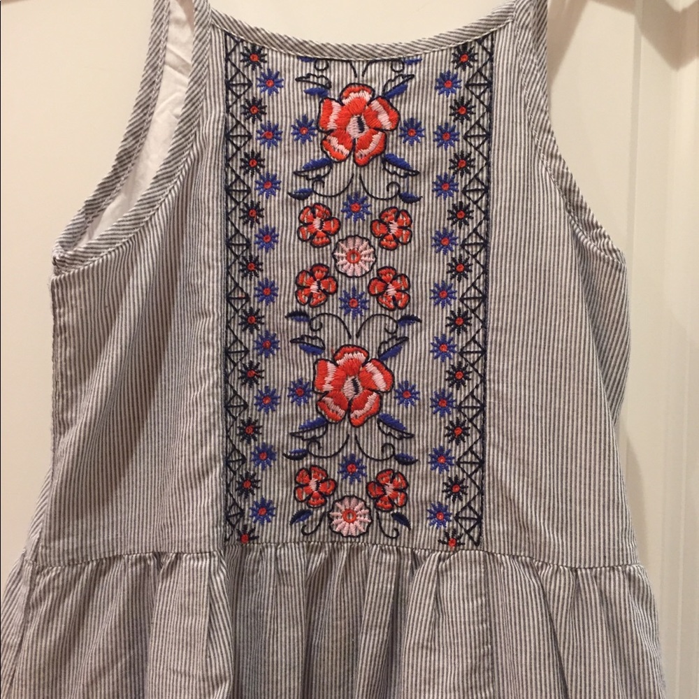 NWOT cute dress - Picture 2 of 4